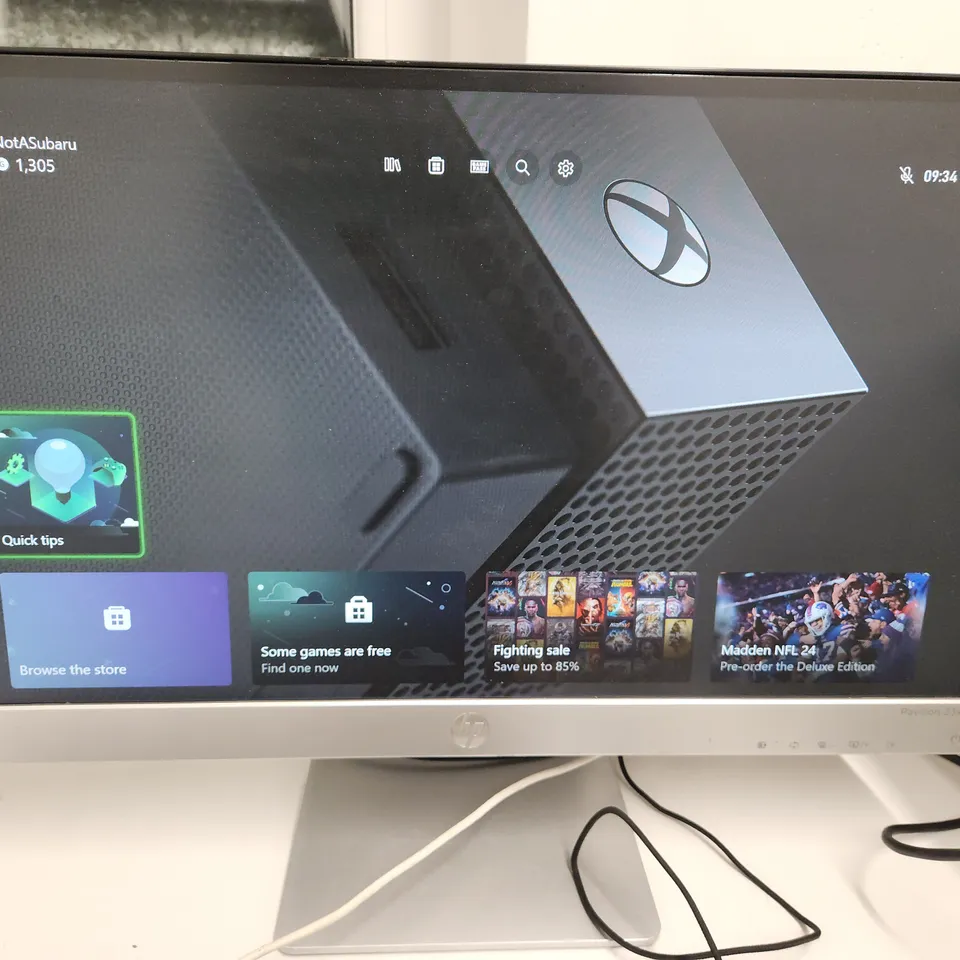 XBOX 1 X 1TB GAMES CONSOLE - BLACK