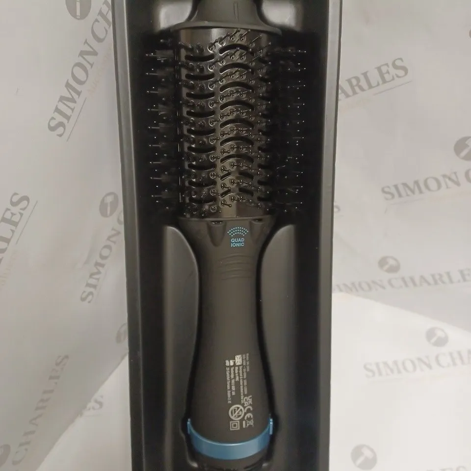BOXED REVAMP PROGLOSS PERFECT BLOW DRY HAIRBRUSH