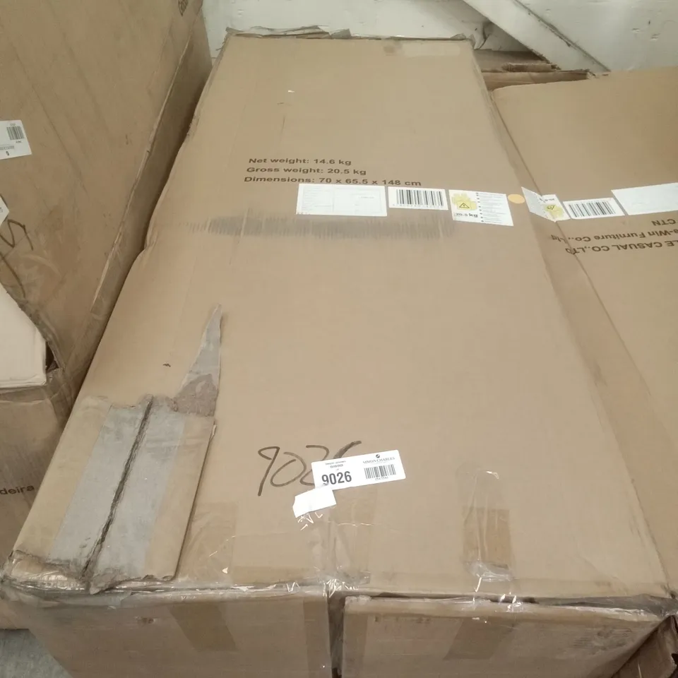 BOXED FUR HAMILTON ARMCHAIR - GREY