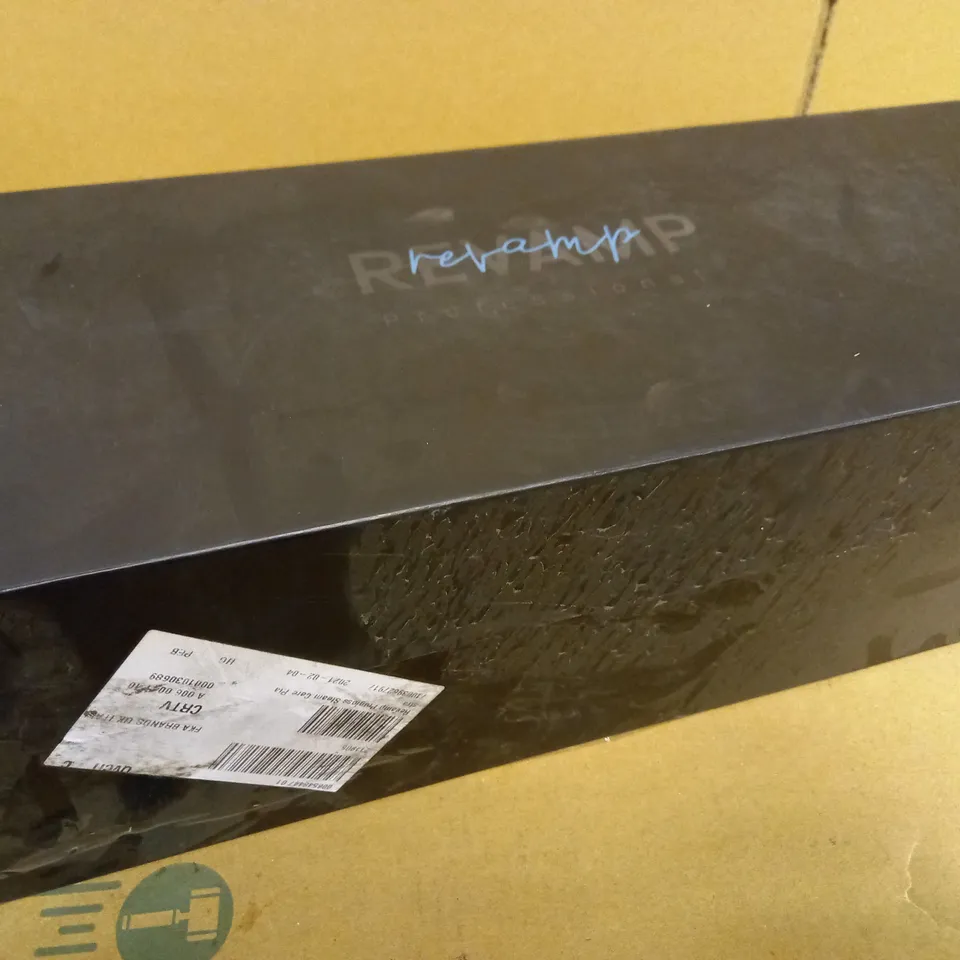 BOXED REVAMP PROGLOSS STEAMCARE CERAMIC STRAIGHTENER ST-1600-EU