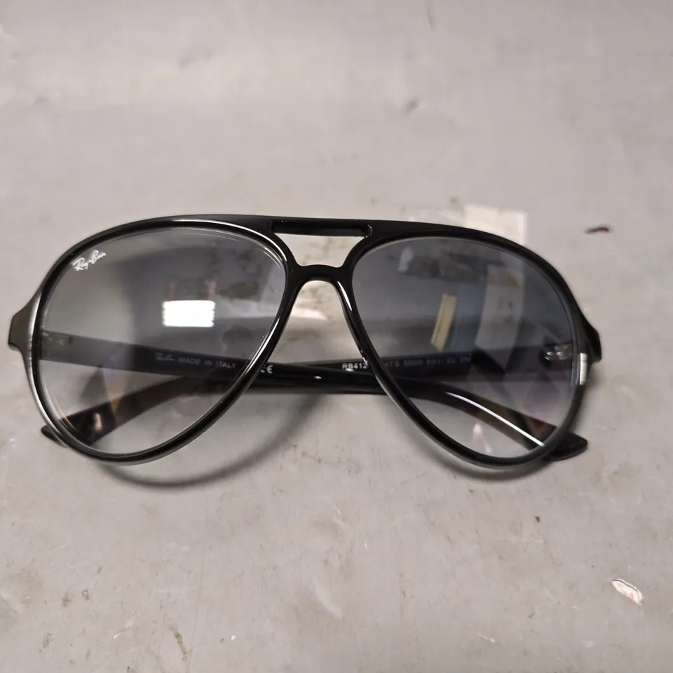 RAY-BAN CATS 5000 SUNGLASSES