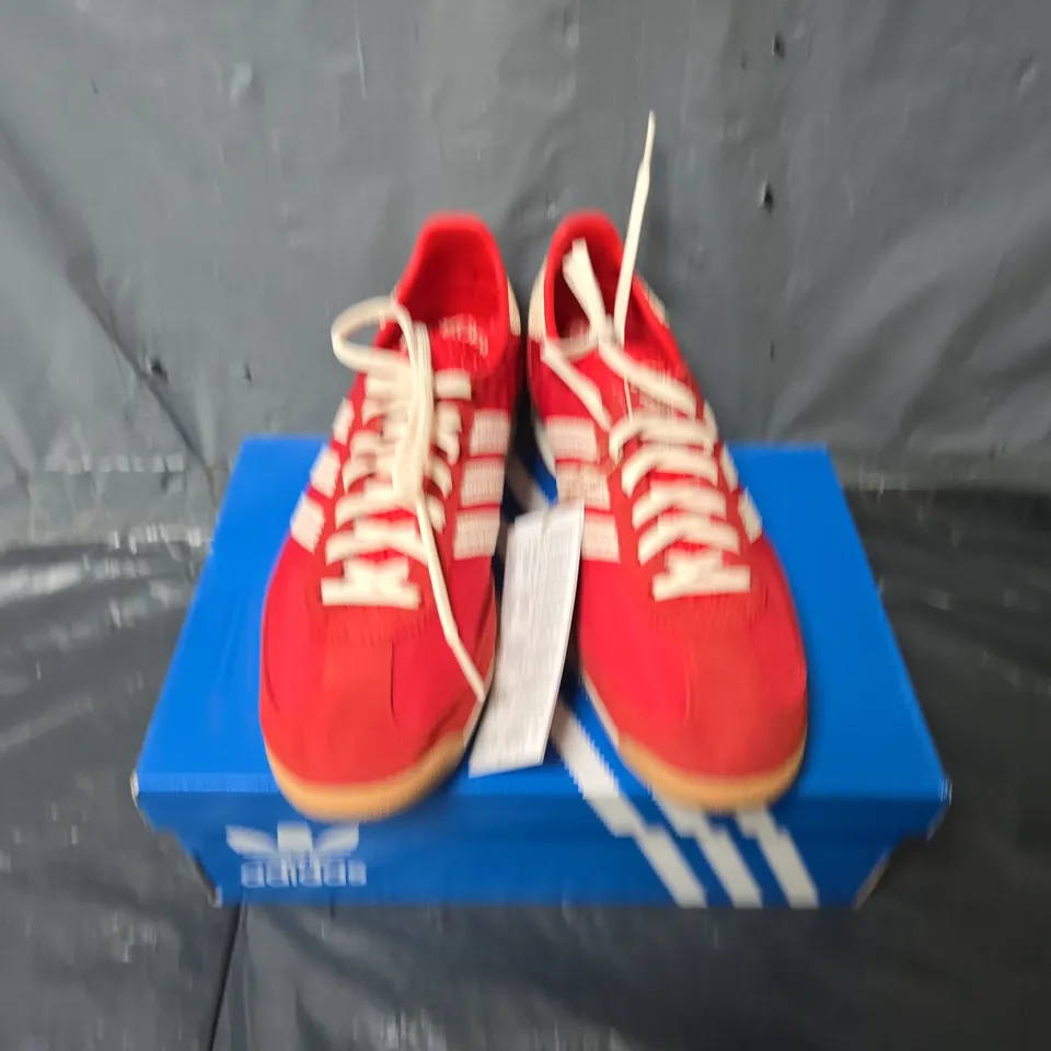 BOXED PAIR OF ADIDAS SL 72 OG WOMENS SHOES IN RED - UK 5