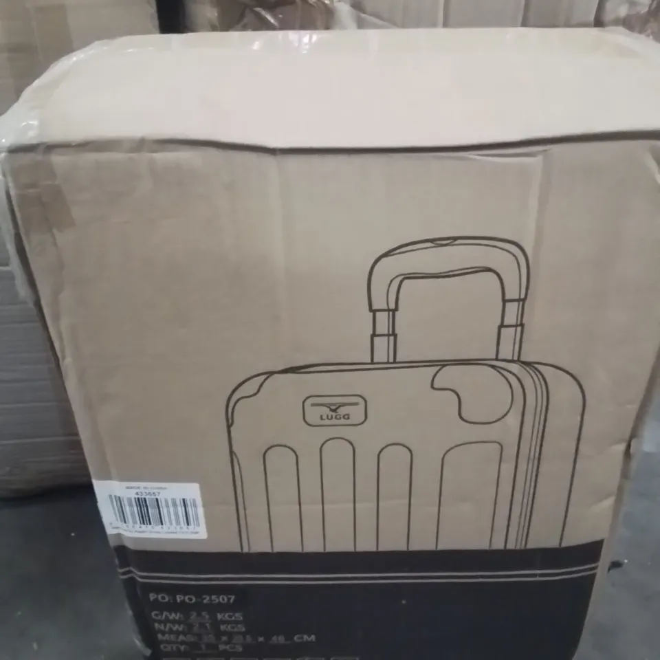 BOXED LUGG SKYWANDER LUGGAGE SET 