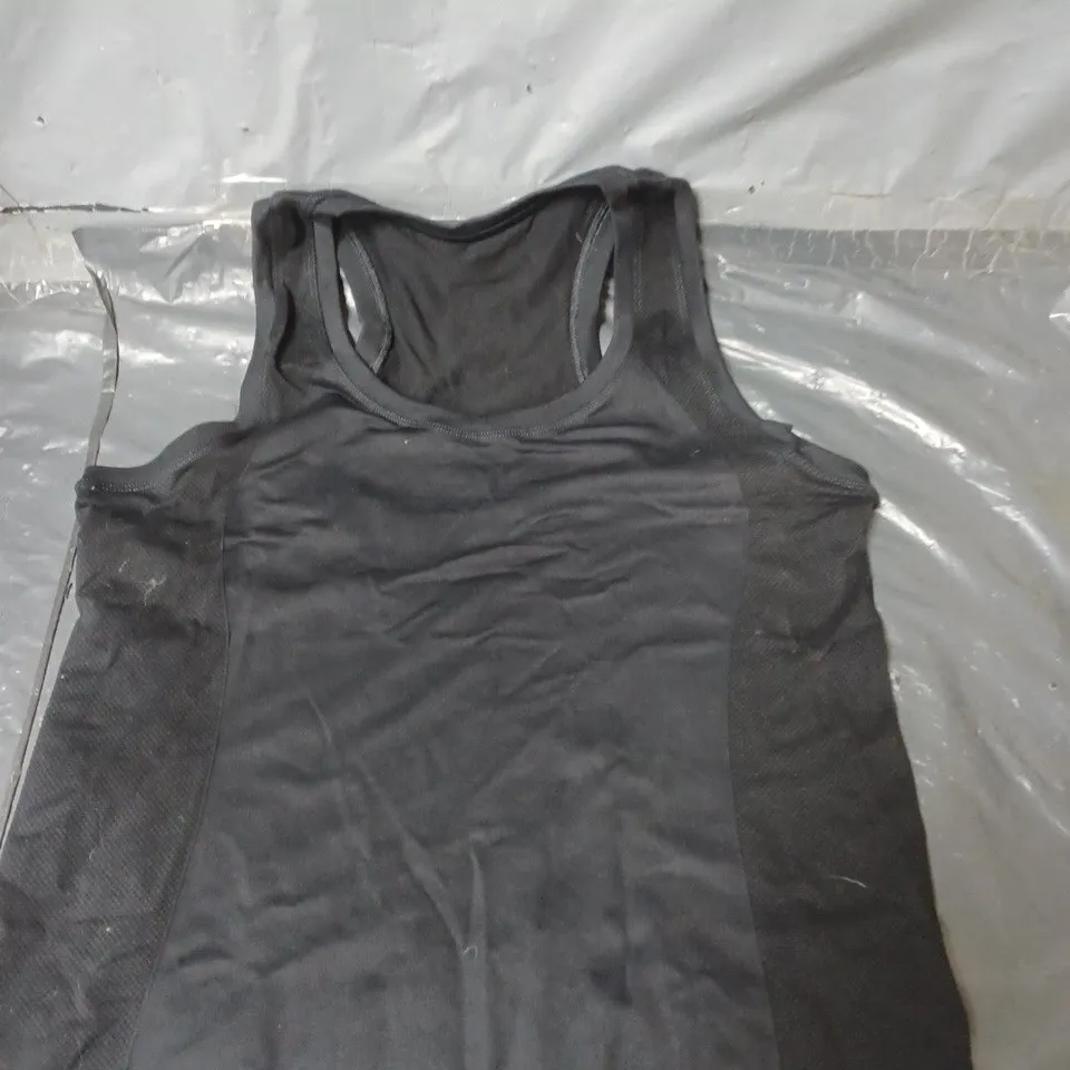 SWEATY BETTY WOMENS TRAINING ATHLETE CROP SEAMLESS WORKOUT TANK TOP - BLACK - SIZE L