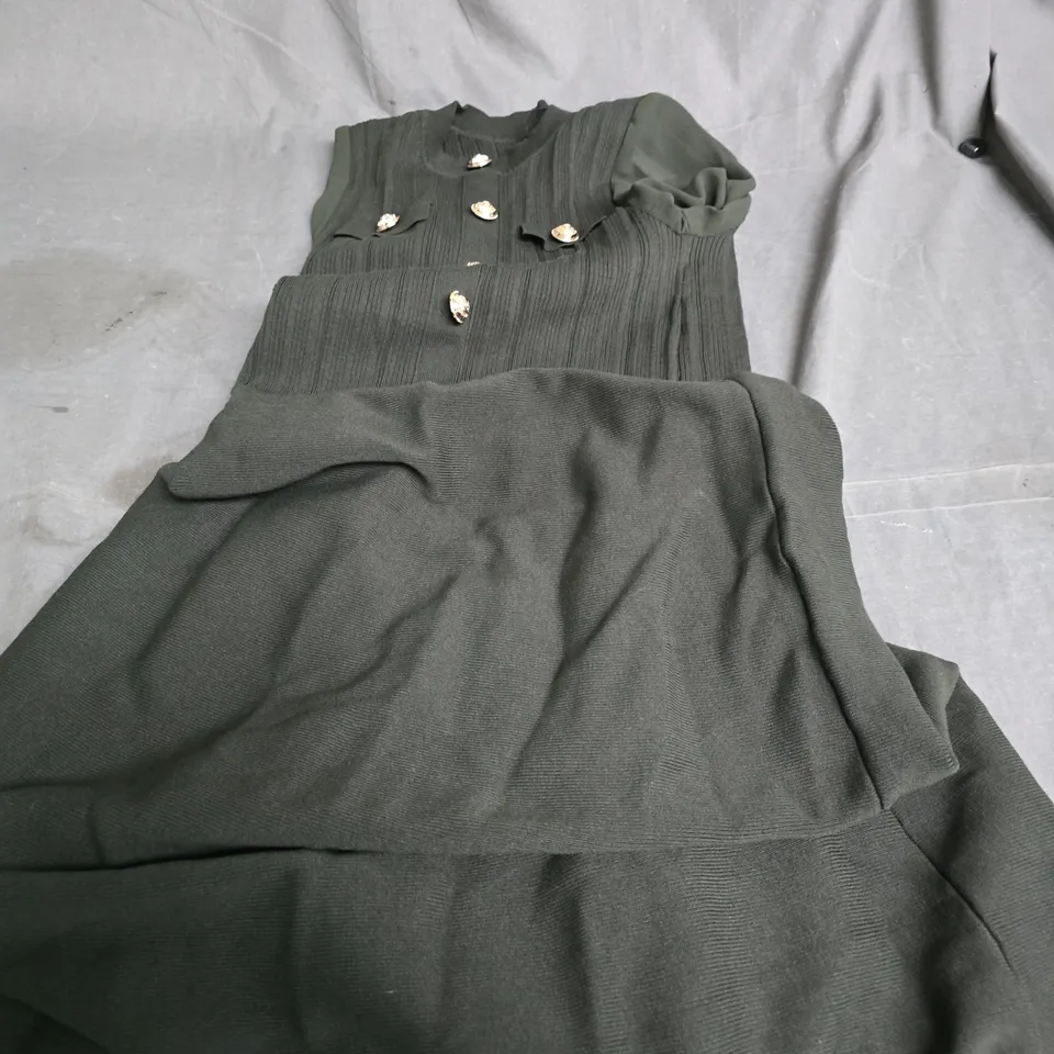 KAREN MILLEN OLIVE VISCOSE-BLEND MAXI KNIT DRESS WITH CHIFFON SLEEVE MILITARY TRIM