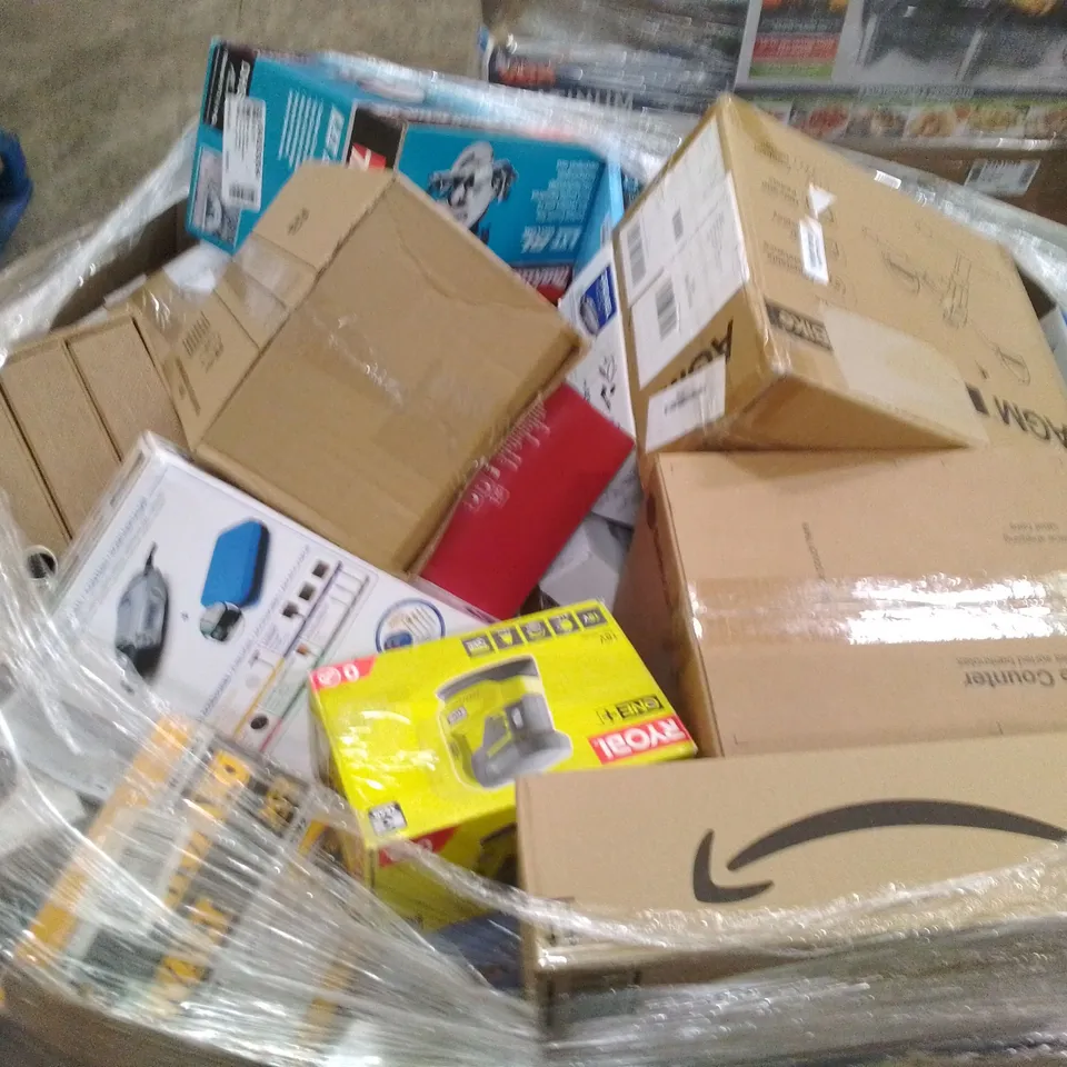 PALLET OF APPROXIMATELY 92 UNPROCESSED RAW RETURN HOUSEHOLD AND ELECTRICAL GOODS TO INCLUDE;