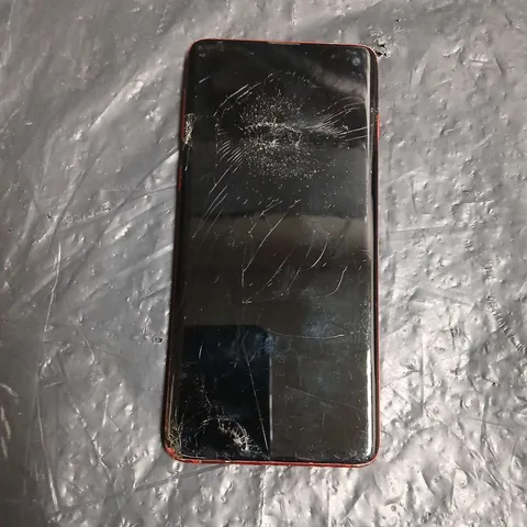 SAMSUNG GALAXY SMARTPHONE - RED - CRACKED SCREEN
