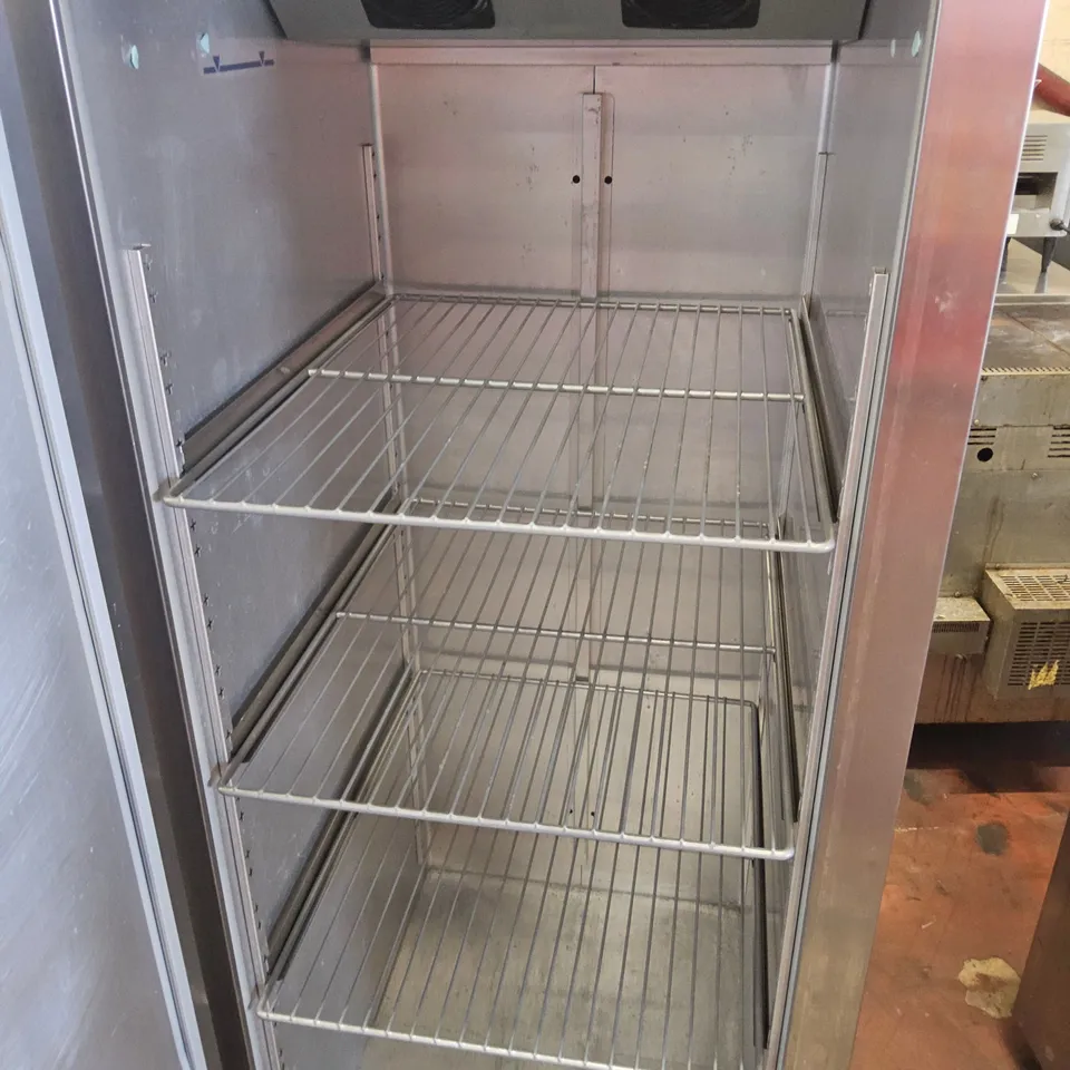 FOSTER XTRA XR600H UPRIGHT FRIDGE