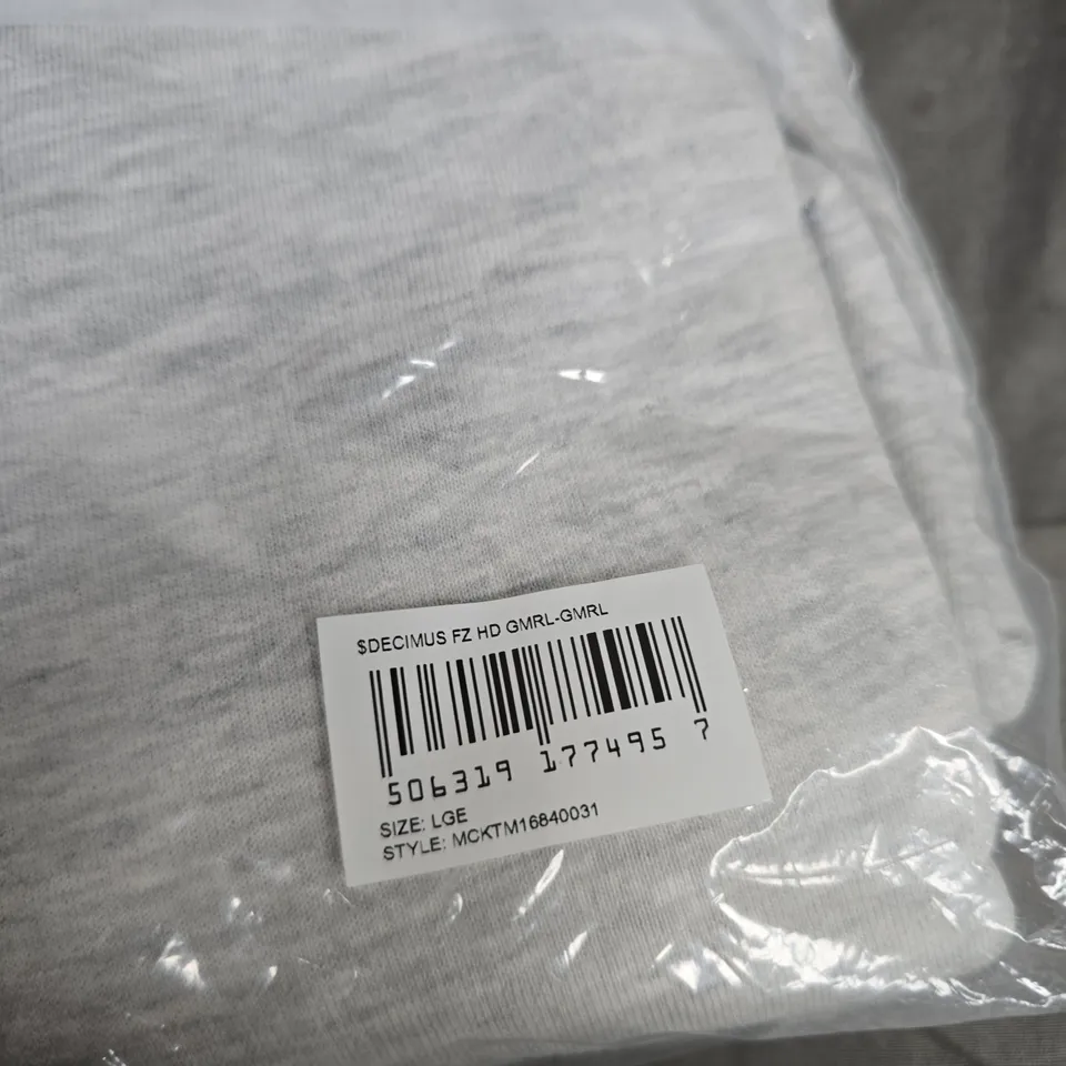 BAGGED MCKENZIE GREY ZIP HOODIE – SIZE UK LARGE (LGE) – NEW WITH TAGS