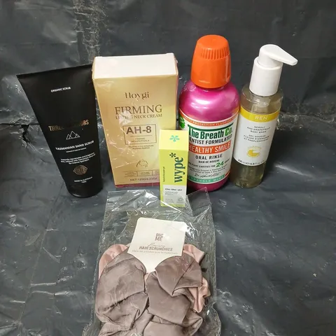 APPROXIMATEY 20 ASSORTED HEALTH AND BEAUTY PRODUCTS TO INCLUDE HOYGI FIRMING CREAM, HAIR SCRUNCHIES AND REN BODY WASH