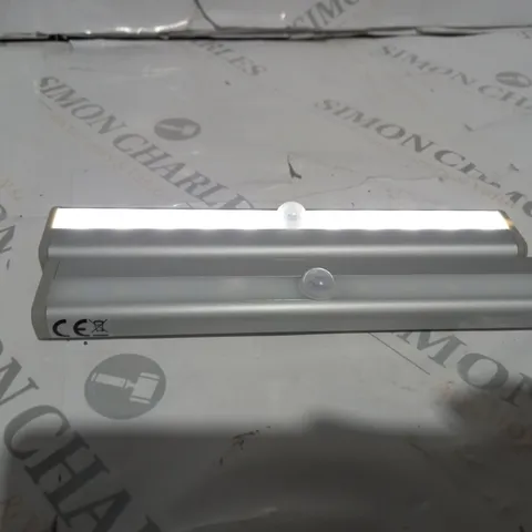 SFIXX BRUSHED ALUMINIUM PIR MOTION SENSOR LIGHTS DUO