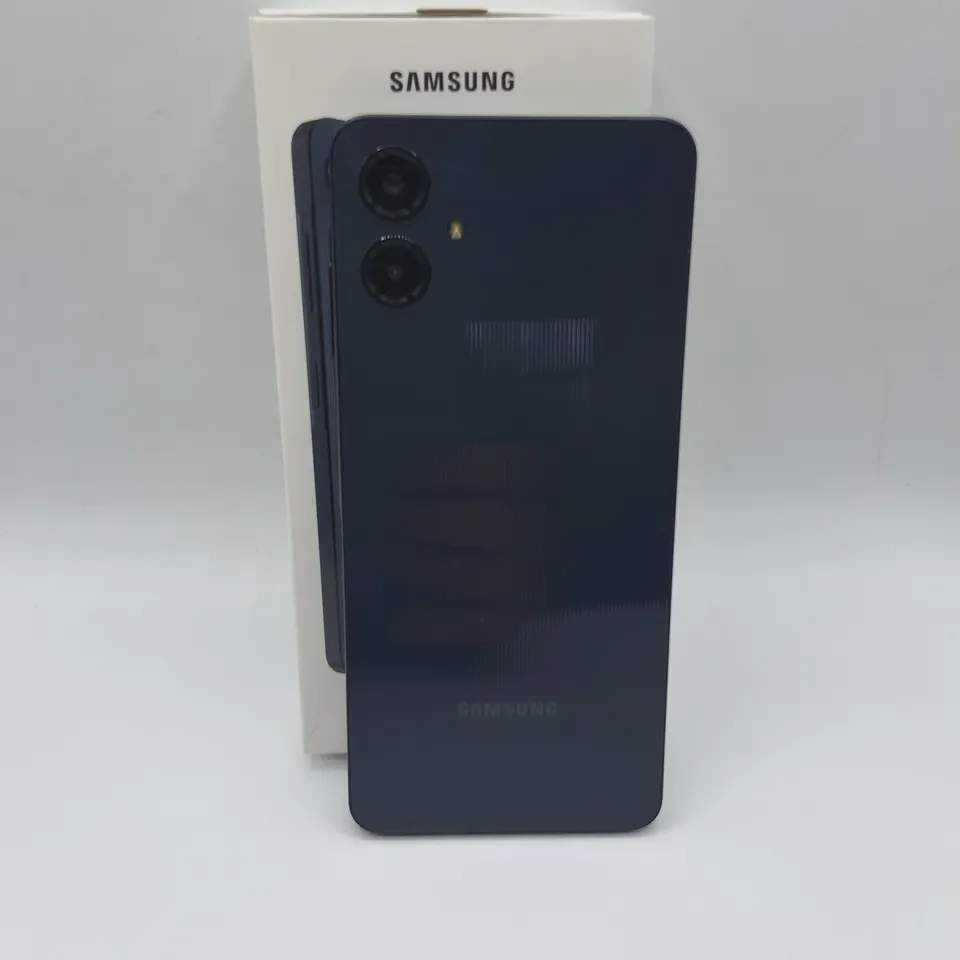 BOXED SAMSUNG GALAXY A06 4GB/64GB IN BLACK - SM-A065F