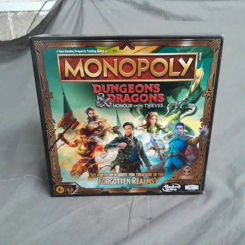 MONOPOLY DUNGEONS & DRAGONS: HONOUR AMONG THIEVES GAME