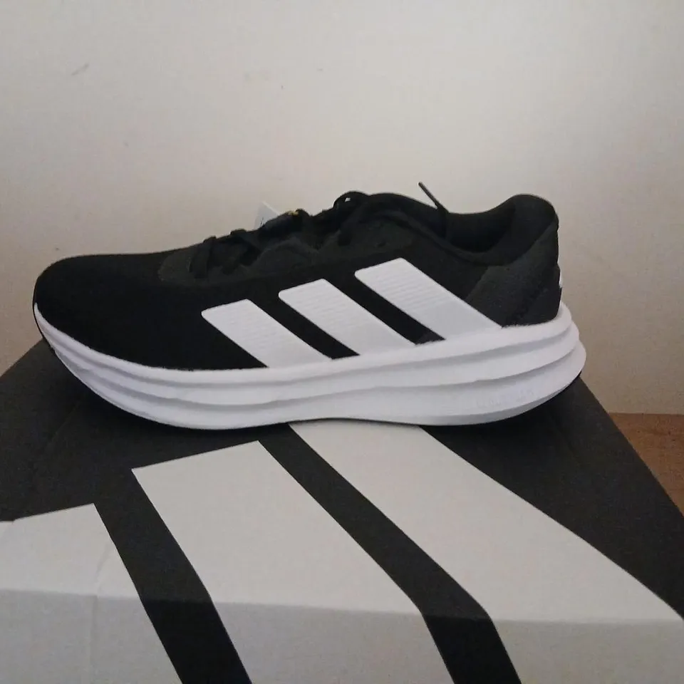 ADIDAS GALAXY 7 WOMEN'S RUNNING TRAINERS – BLACK/WHITE STRIPES, UK 6