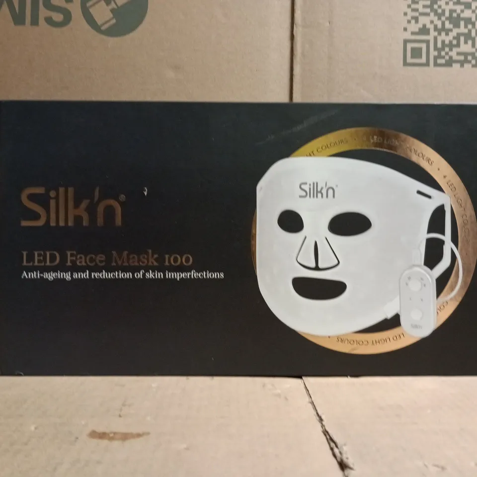 BOXED SILK'N LED FACE MASK 100
