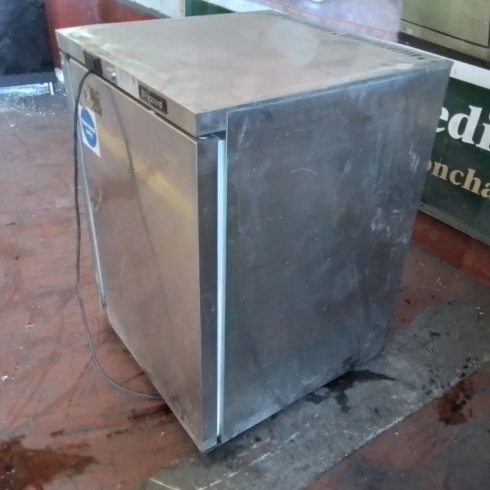 BLIZZARD COMMERCIAL SINGLE HINGED DOOR UNDER COUNTER REFRIGERATOR - BZ-UCR140