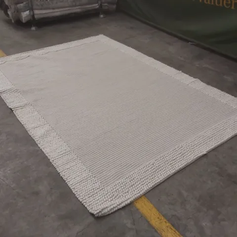 QUALITY DESIGNER AREA RUG - APPROXIMATELY 285 x 195cm