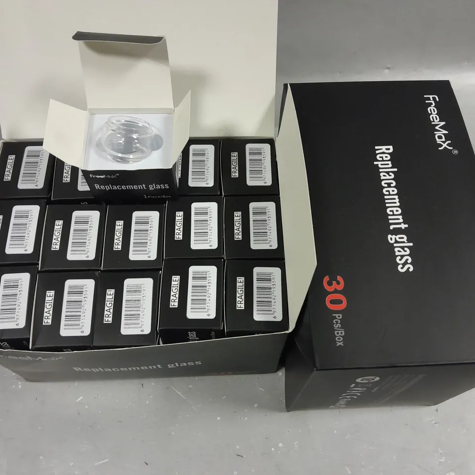 LOT OF APPROXIMATELY 28 30-PIECE BOXES OF FREEMAX REPLACEMENT GLASS