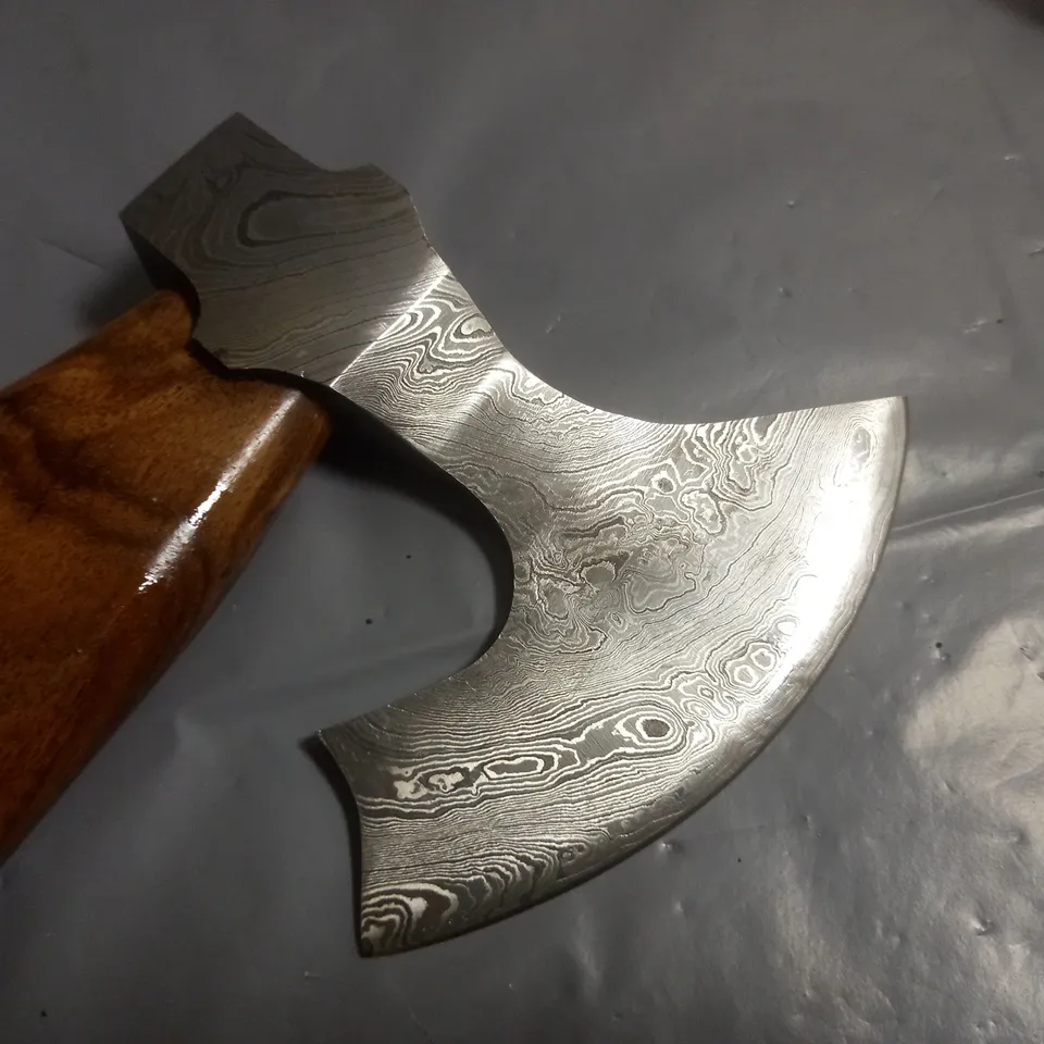 16" AXE WITH CHUNKY HANDLE