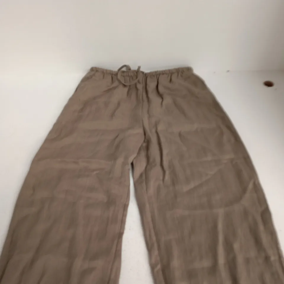 Khaki Cotton Trousers, UK XS (EUR/USA/MEX 24) Made in Cambodia
