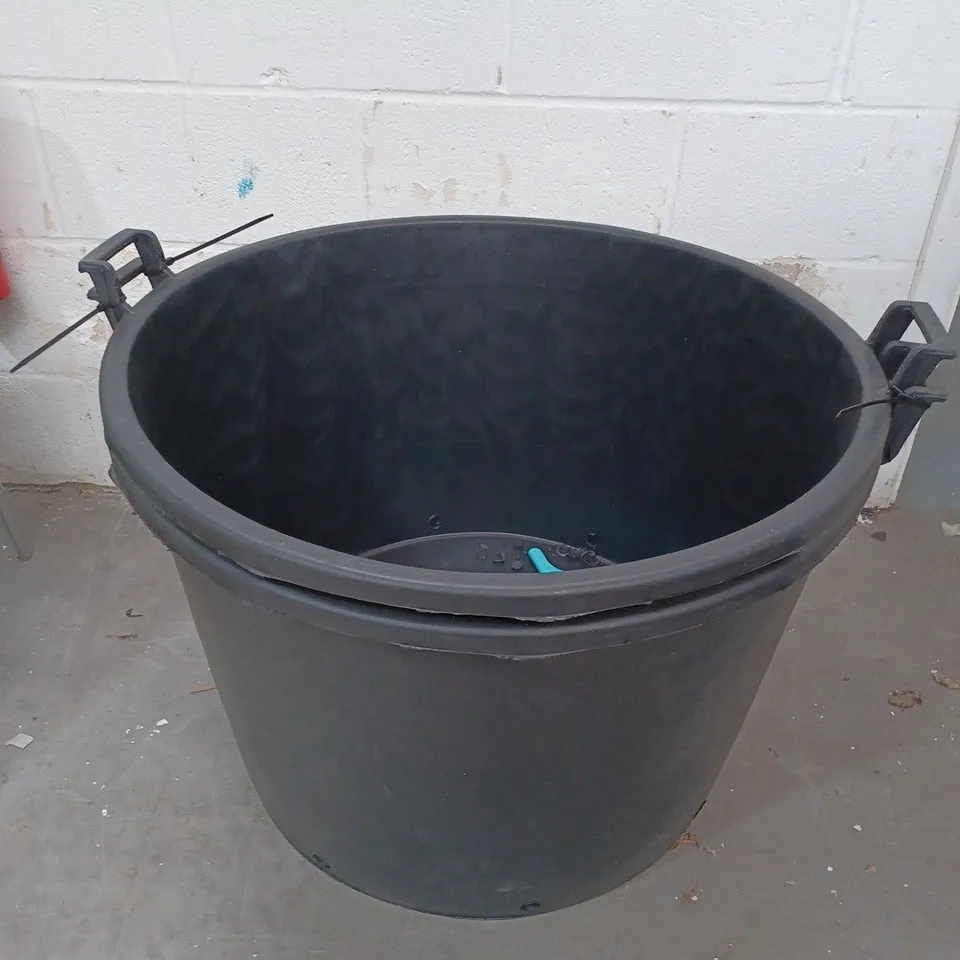 2 PLASTIC 160L OUTDOOR HEAVY DUTY PLANTERS - COLLECTION ONLY 