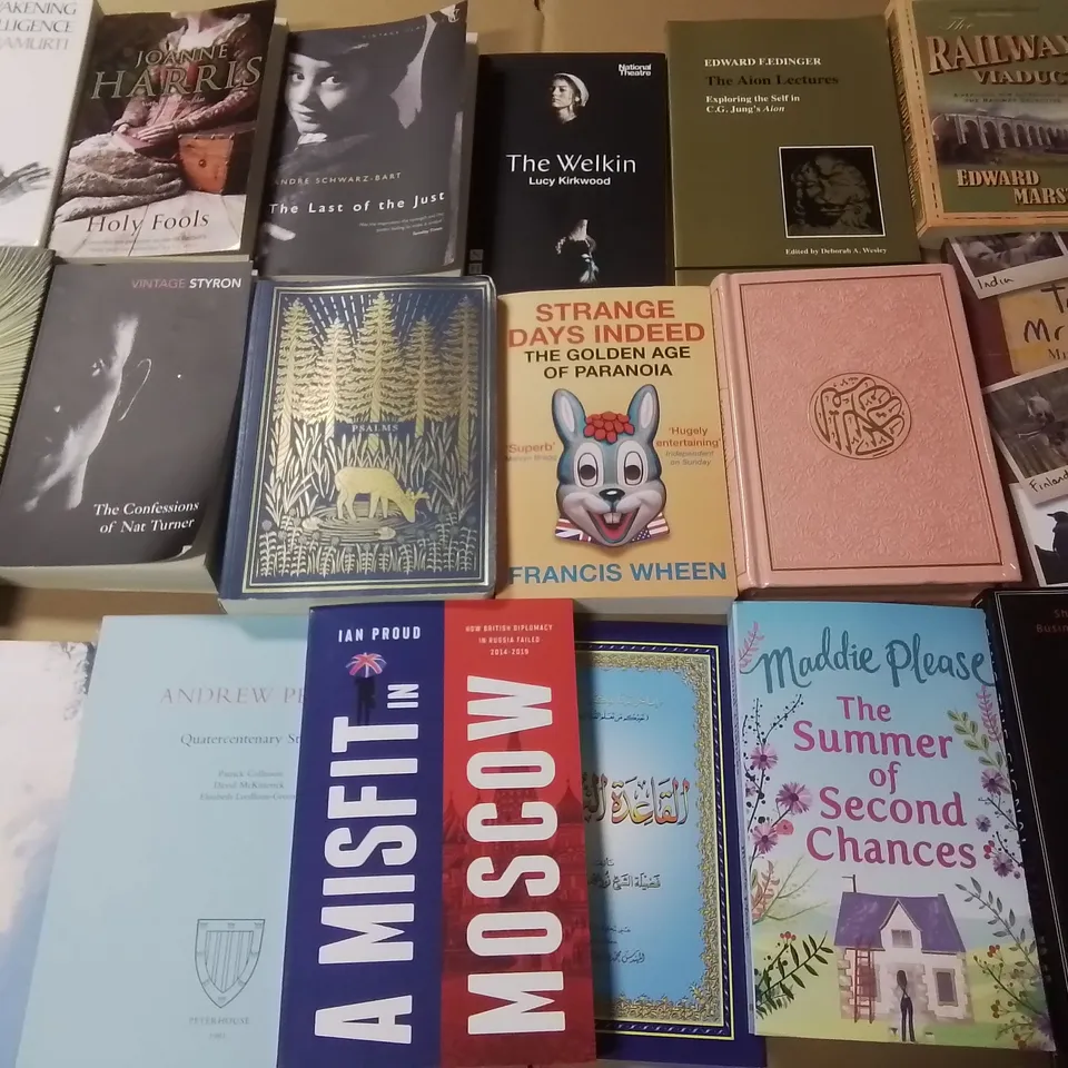 LARGE QUANTITY OF ASSORTED BOOKS TO INCLUDE MAURICE KEEN MEDIEVAL EUROPE, CONQUERING THE IMPOSSIBLE, DON WINSLOW THE POWER OF THE DOG AND VARIOUS CHILDREN'S BOOKS