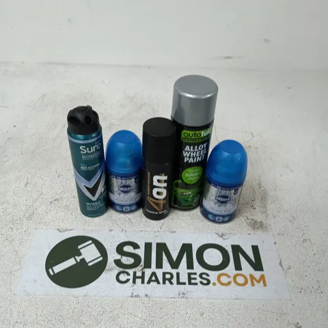 APPROXIMATELY 15 ASSORTED AEROSOLS TO INCLUDE SURE INVISIBLE, 4ON TOTALGRIP SPRAY, AUTOTEK ALLOY WHEEL PAINT, ETC