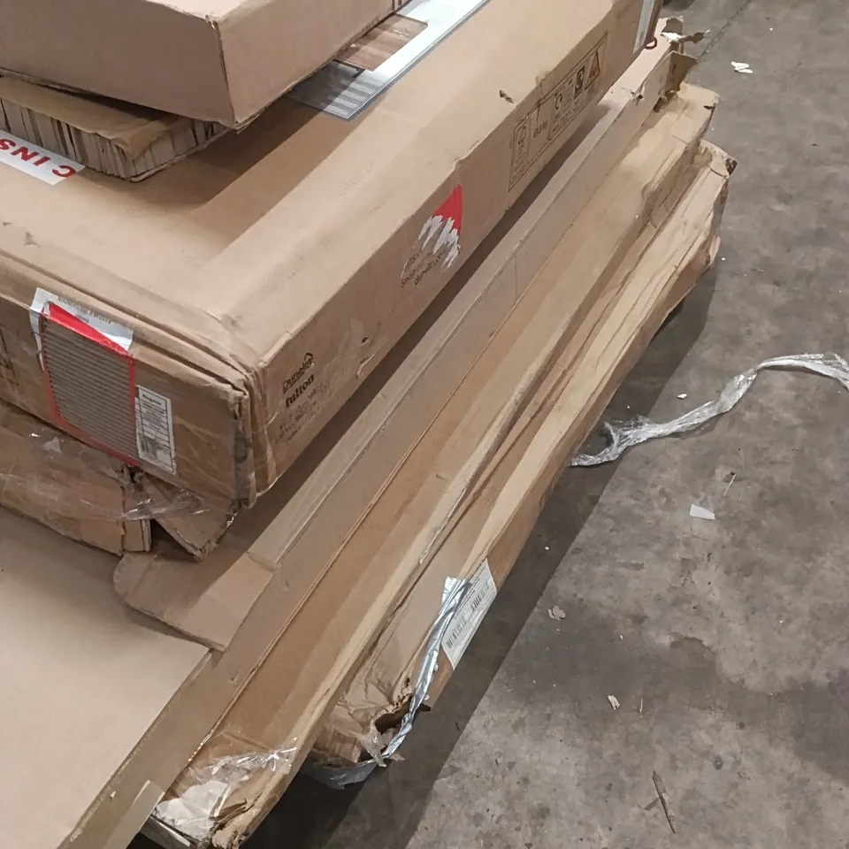 PALLET OF ASSORTED INCOMPLETE FURNITURE INCLUDING - STORAGE BENCH, SIDEBOARD, TRIPLE WARDROBE 