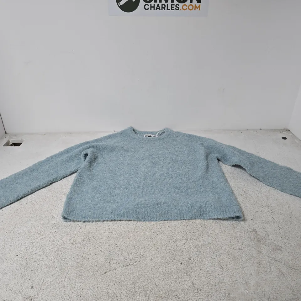 ONLY OUR STORY BLUE FLUFFY KNIT SWEATER – SIZE M