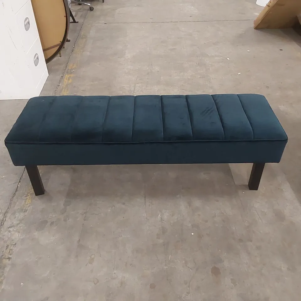 DESIGNER VELVET UPHOLSTERED BENCH