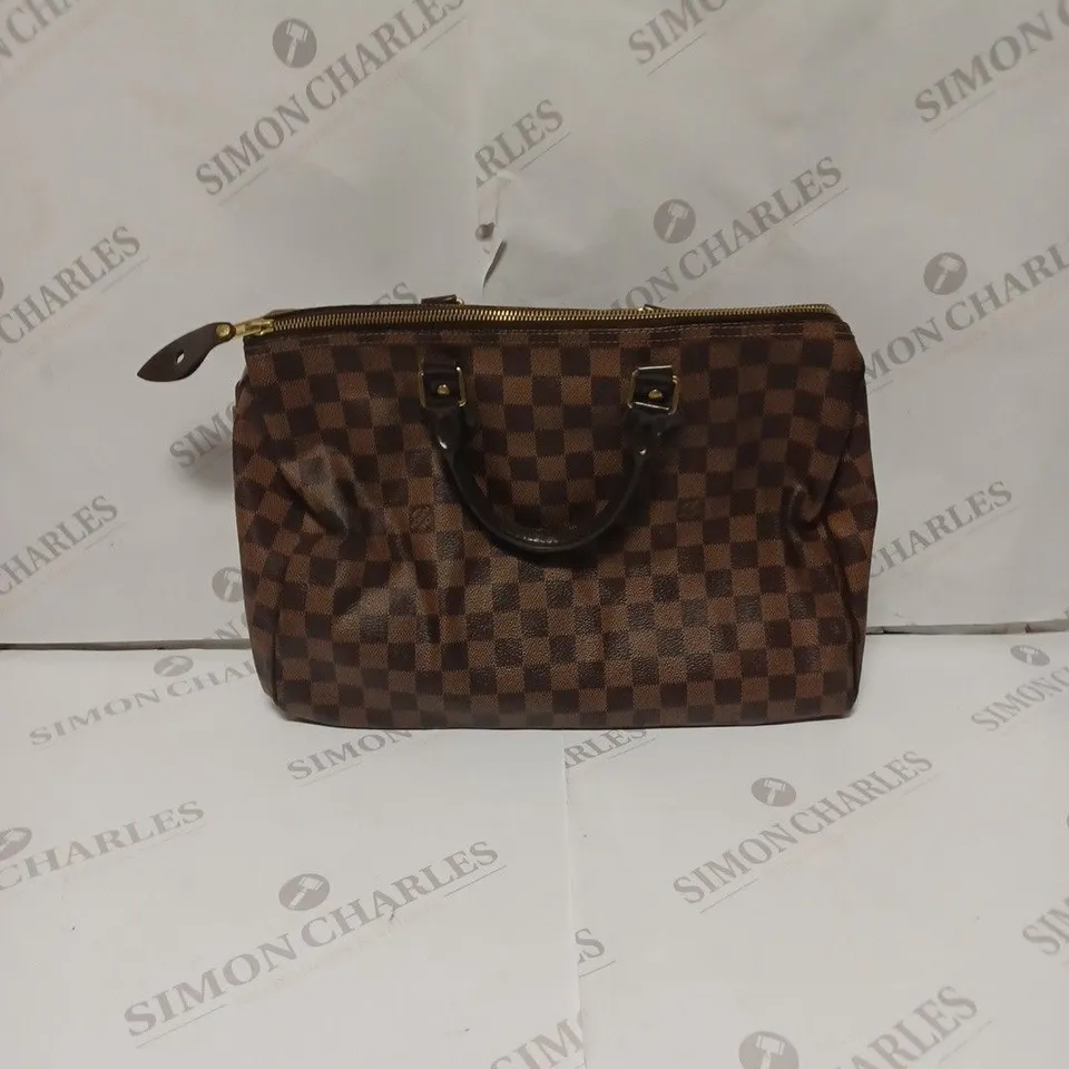 DESIGNER LADIES CHECK PATTERNED BAG 