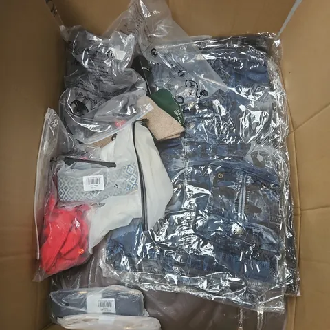 LARGE BOX OF APPROXIMATELY 20 ASSORTED CLOTHING ITEMS IN VARIOUS SIZES, STYLES AND COLOURS