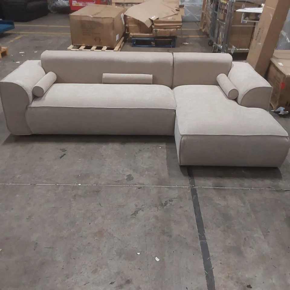 QUALITY DESIGNER FLEX FELIX 4 SEATER CORNER SECTIONAL