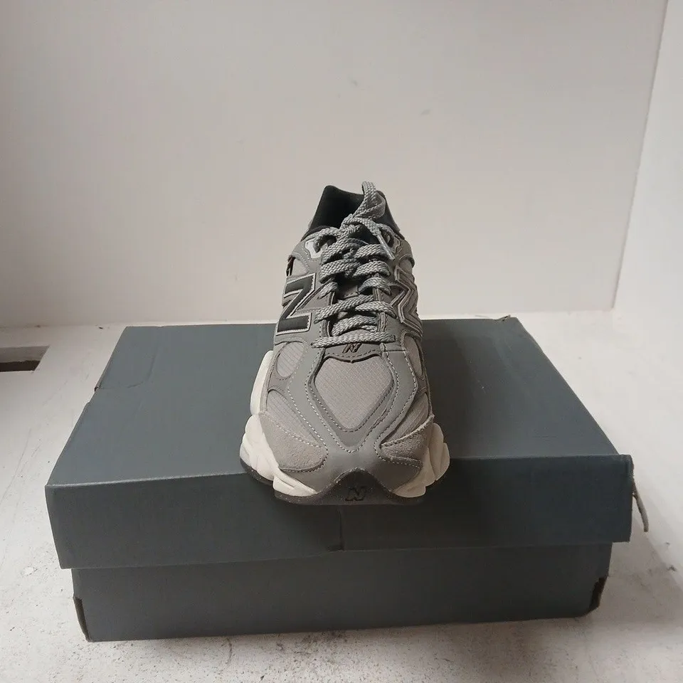 NEW BALANCE GREY RUNNING SHOES – MEN'S UK 9