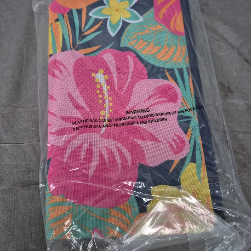 ODDBALLS HIBISCUS PICNIC BLANKET 