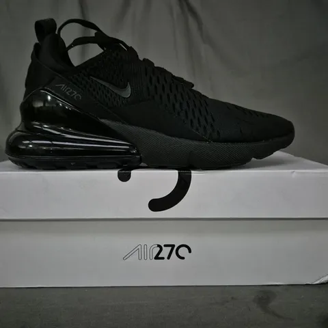 BOXED PAIR OF NIKE AOIR MAX 270 SHOES IN BLACK UK SIZE 6