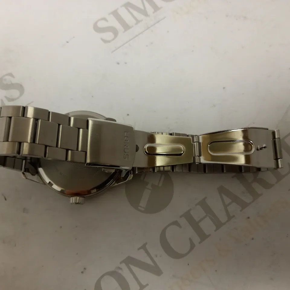 SEIKO LORUS PC32-X138 SILVER EFFECT WRIST WATCH 