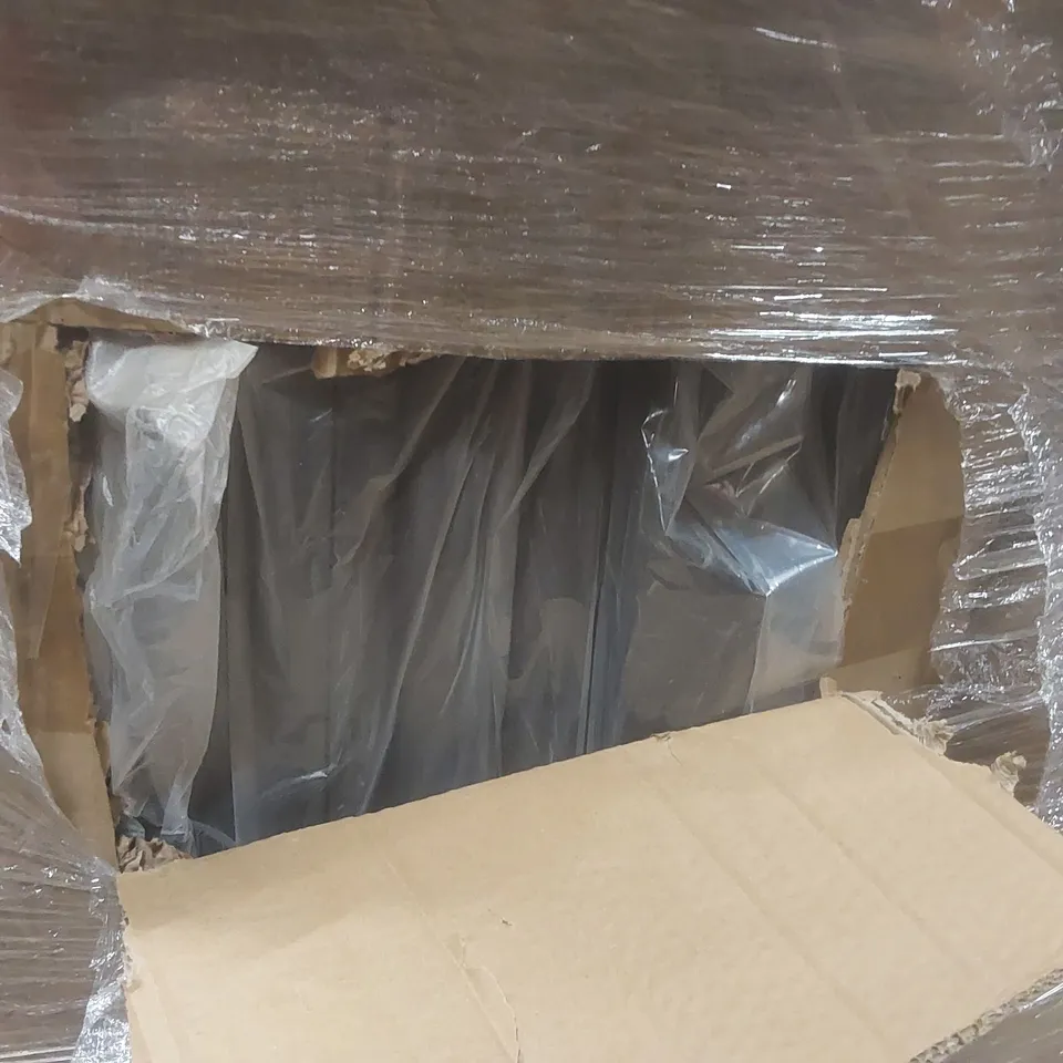 PALLET CONTAINING A VERY LARGE QUANTITY OF ASSORTED GARDEN CUSHIONS ECT
