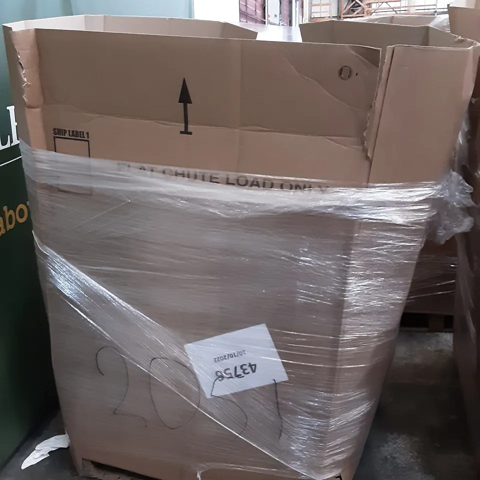 PALLET OF ASSORTED PRODUCTS INCLUDING HAUPTSTADTKOFFER SUITCASE, KINDERKRAFT BABY CAR SEAT, ZAMPA, PAPER CUTTER, PHILLIP'S LED CEILING LIGHT, SENSHI NEUTRAL GRIP VIKING PRESS T BAR ROW HANDLE 