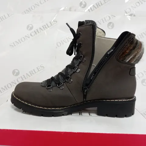 BOXED RIEKER MULTI CUFF HIKING BOOTS, GREY/NAVY - SIZE 6