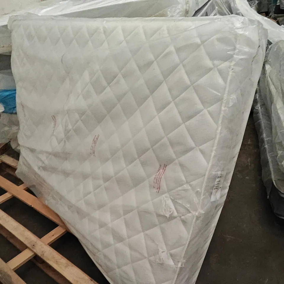 QUALITY BAGGED 120CM AIRSPRUNG MICRO QUILT SMALL DOUBLE MATTRESS