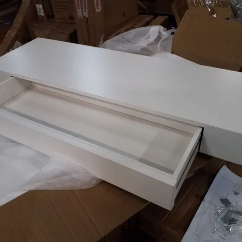 BOXED WALL SHELF - WHITE