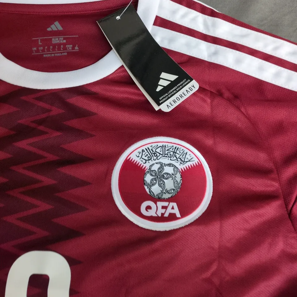 ADIDAS QATAR FA FOOTBALL JERSEY – RED, UK L, NR 18 'EL NINO' (OFFICIAL LICENSED PRODUCT)