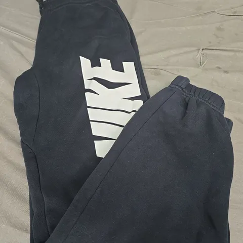 NIKE LOGO JOGGERS, BLACK - UK SIZE S
