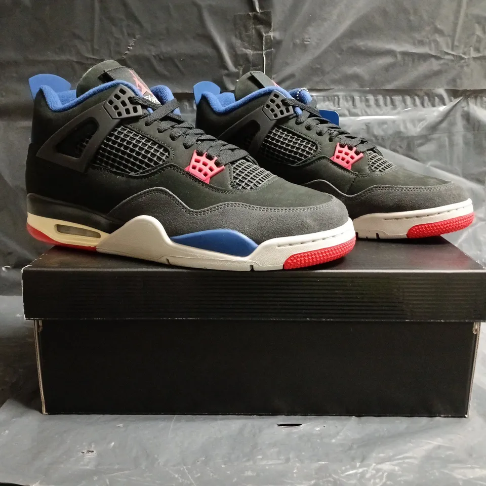 BOXED PAIR OF AIR JORDAN 4 RETRO TRAINERS IN BLACK/RED/BLUE SIZE UK 11