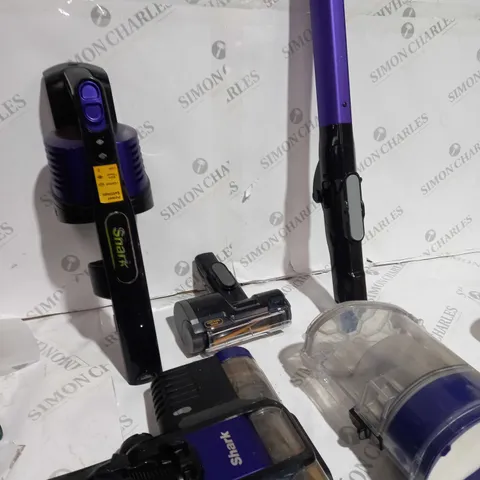 SHARK ANTI HAIR WRAP CORDLESS PET VACUUM CLEANER IZ202UKT