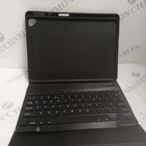 BOXED SMART KEYBOARD IPAD CASE