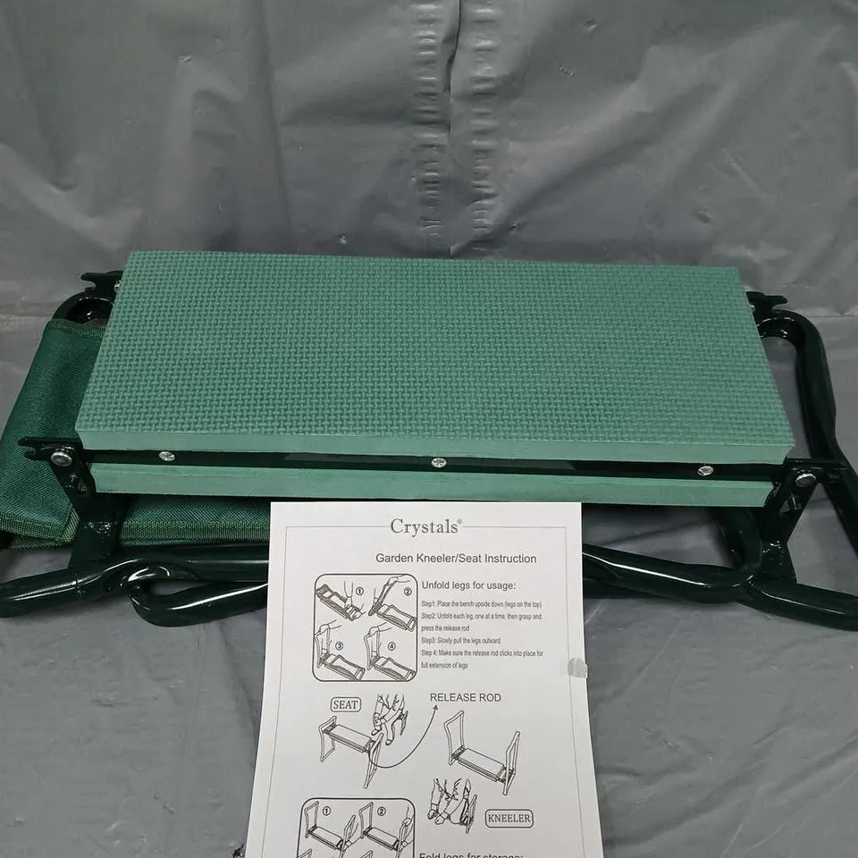 CRYSTALS GARDEN KNEELER/SEAT - GREEN