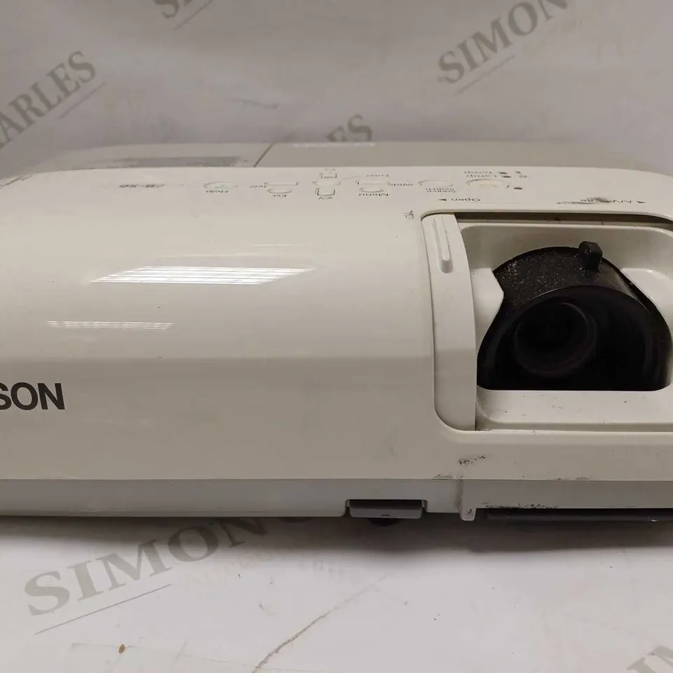 EPSON EB-S6 PROJECTOR 