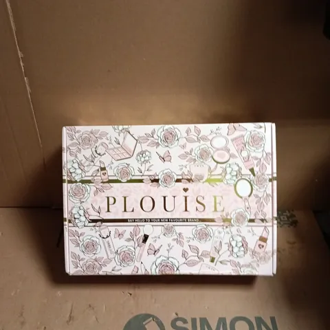 BOXED PLOUISE ASSORTED COSMETIC GIFT BOX 